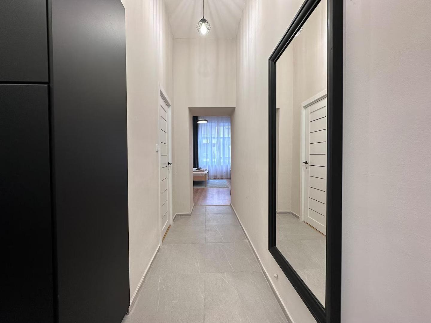 Center Bohemian Design With 6ppl Ac Wifi *
